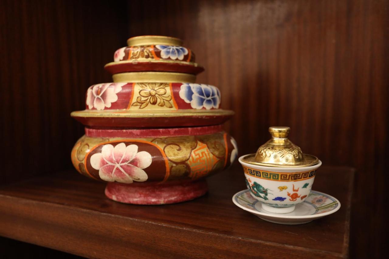 Hotel The Grand Khasdan 레 외부 사진